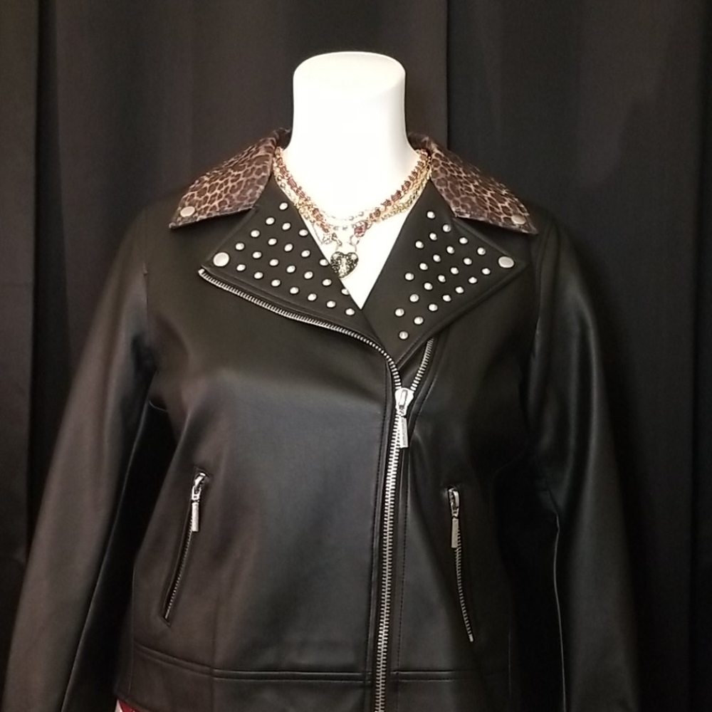 ๐HP๐Torrid Betsey Johnson Faux Leather Jacket - Picture 6 of 11
